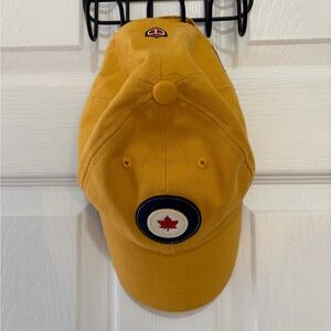 Men's Canada Cap with Maple Leaf Emblem